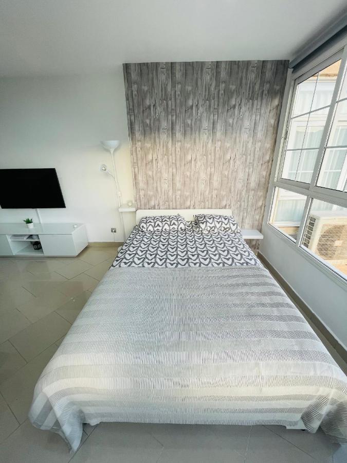 Apartamento La Torre 1337 Precioso, Moderno Y Con Piscina 토레몰리노스 외부 사진